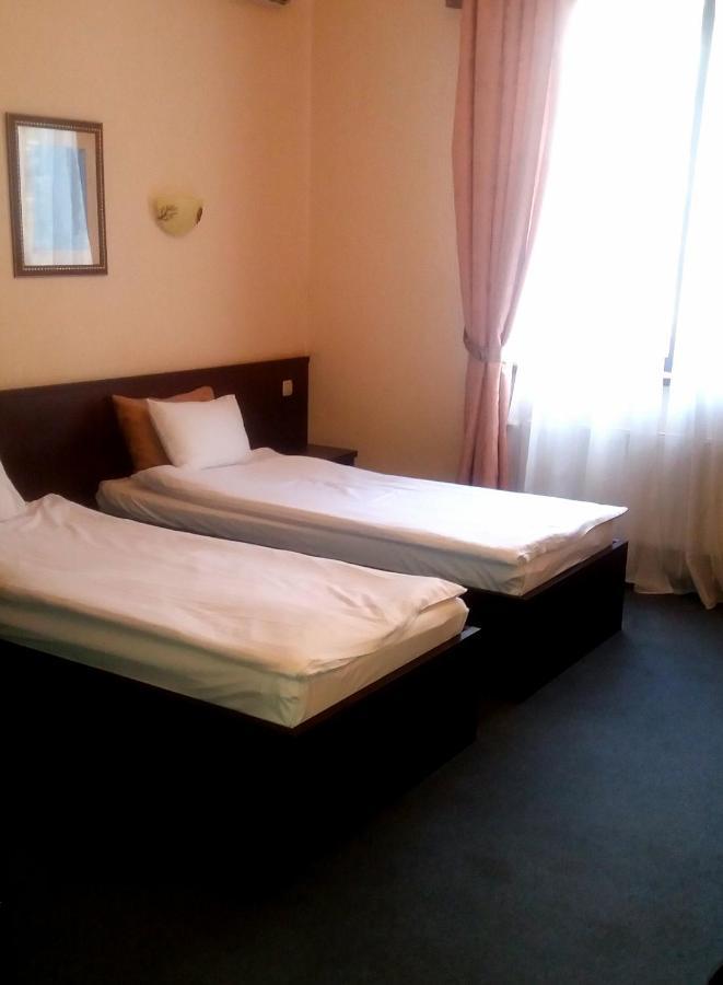 חארקיב Hotel Artua מראה חיצוני תמונה
