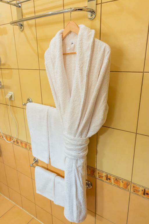 חארקיב Hotel Artua מראה חיצוני תמונה