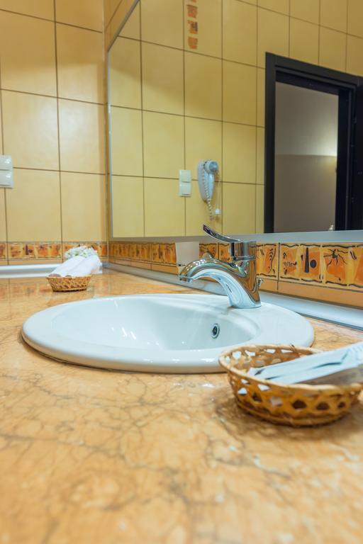 חארקיב Hotel Artua מראה חיצוני תמונה