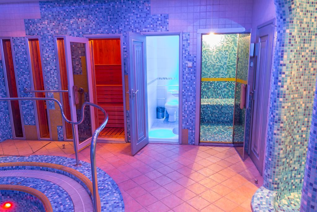 חארקיב Hotel Artua מראה חיצוני תמונה