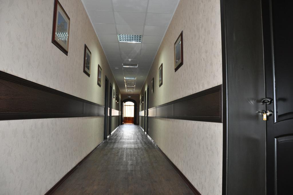 חארקיב Hotel Artua מראה חיצוני תמונה