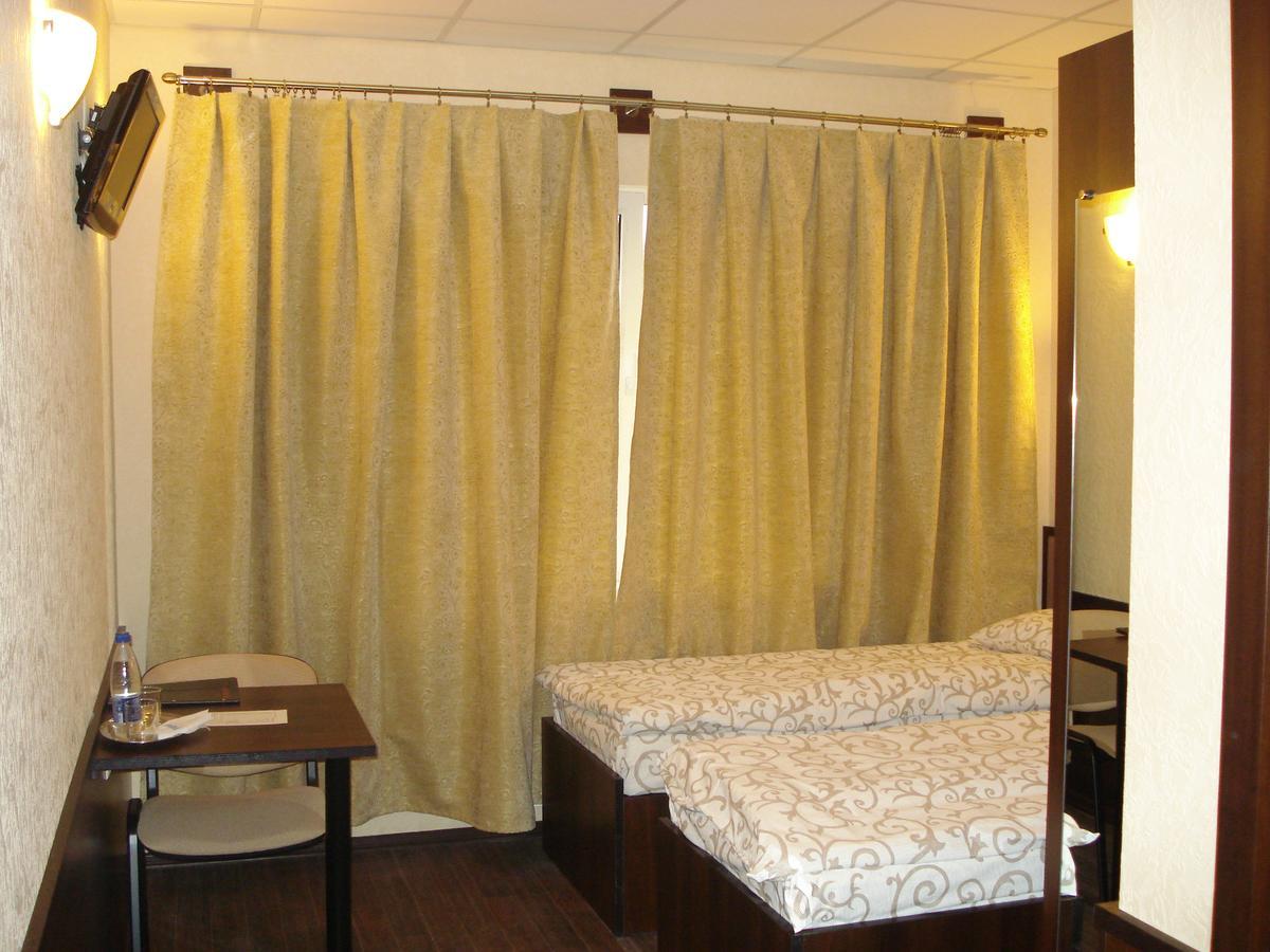 חארקיב Hotel Artua מראה חיצוני תמונה